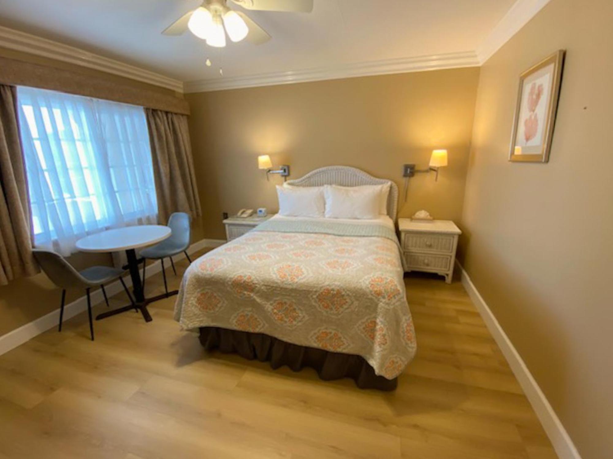 Cliff House Inn Muscle Shoals Værelse billede